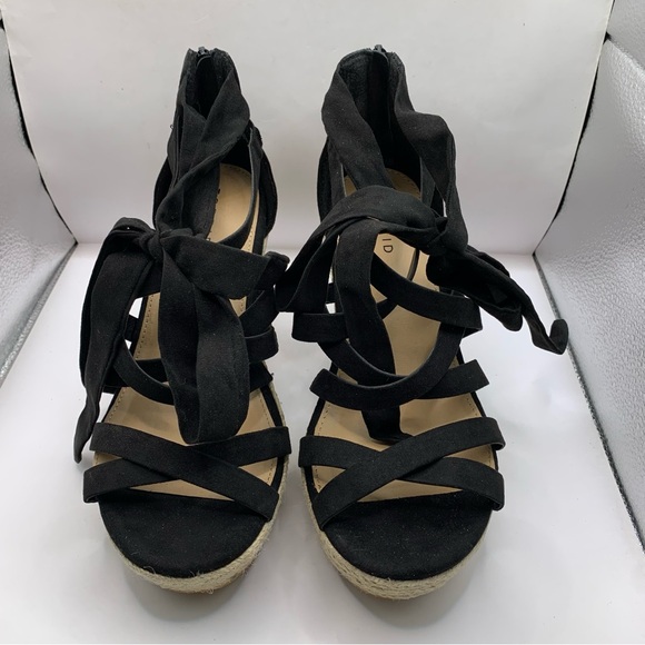 NWOB Torrid Women's Lombardi Wedges size 10 WW boo look ack suede sandals heels - Picture 2 of 7